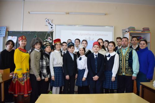 Азнакаевские школьники изучают культурное наследие