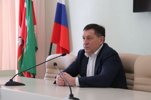 Азнакайда сөрем газы белән агулану очракларын булдырмый калу буенча киңәшмә узды