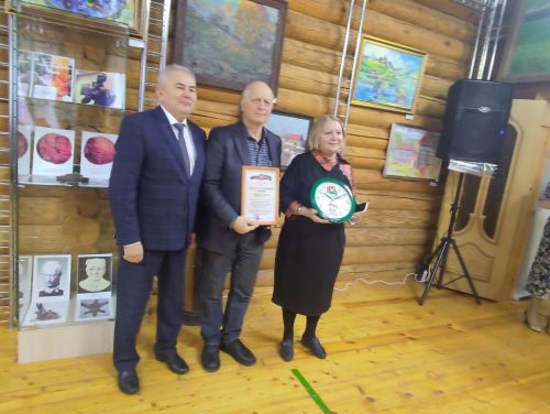 Азнакай төбәкне өйрәнү музеенда күренекле рәссамнар Бердниковлар династиясенең күргәзмәсе ачылды