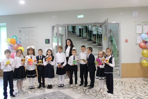 Азнакай мәгариф ветераннары экскурсиядә булдылар