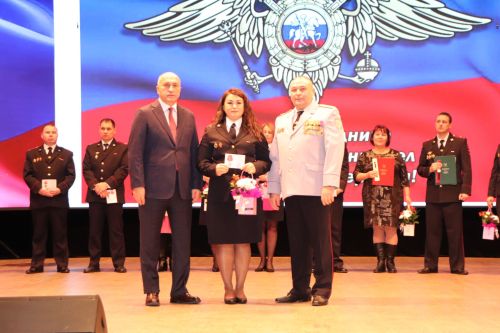Азнакайда Эчке эшләр органнары хезмәткәрләрен хөрмәтләделәр