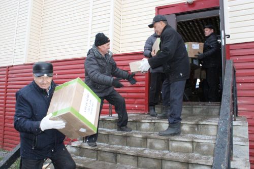 Азнакайлылар махсус хәрби операция зонасына гуманитар ярдәм озатты