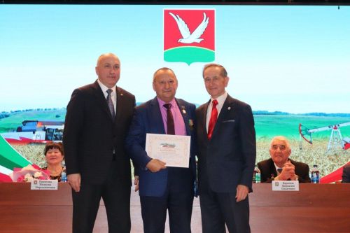 Азнакайда ветераннар конференциясе узды