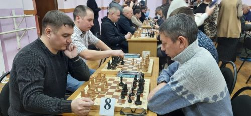Азнакайлылар шахмат турнирында гаилә белән катнаша