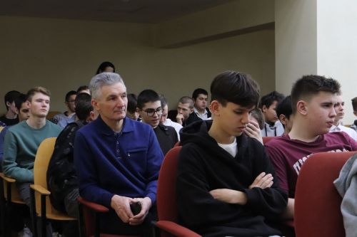 Азнакай техникумында парламент дәресе узды