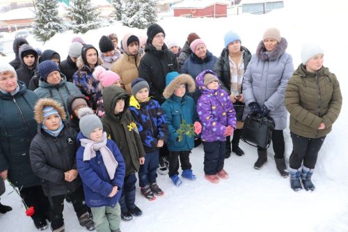 Азнакайда батыр егетебезгә истәлек тактасы ачылды