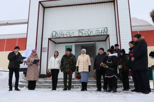 Азнакайда батыр егетебезгә истәлек тактасы ачылды