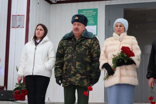 Азнакайда батыр егетебезгә истәлек тактасы ачылды