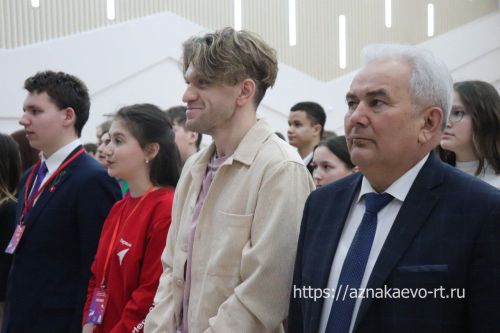 Азнакайда «Беренчеләр» берләште