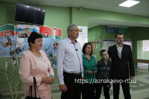 Азнакайда укытучылар династиясе тавыш бирде