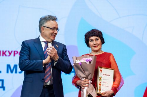 «Ел хатын-кызы. Ел ир-аты: хатын-кыз карашы» бәйгесе