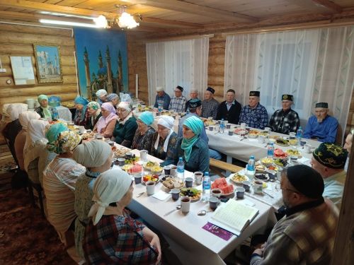 Азнакай районы Әгерҗе авылында Рамазан ае игелекләргә бай булды