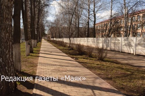 В Азнакаево стартовали весенние субботники