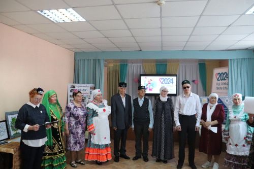 Азнакайда «Парлы мендәрләр» чарасы үтте