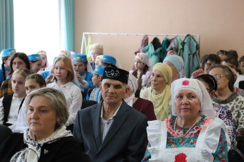 Азнакайда «Парлы мендәрләр» чарасы үтте