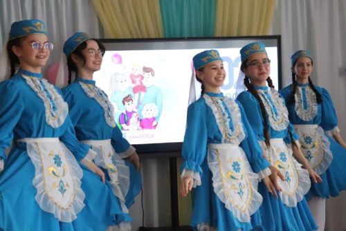 Азнакайда «Парлы мендәрләр» чарасы үтте