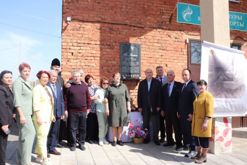 Азнакай районында Нилов Степан Сергеевичның 100 яше тулу уңаеннан  истәлек тактасын ачу тантанасы узды