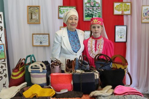 Азнакайда оста куллар очрашты