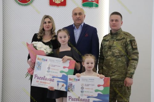Азнакайдан Хәмидуллиннар «гаилә учагын» кабул иттеләр
