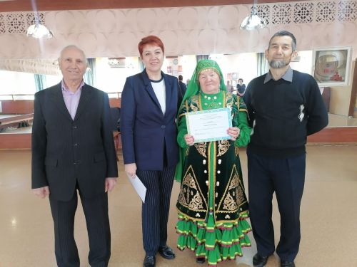 В городе Азнакаево вчера завершился учебный год  2023-2024 для старшего поколения