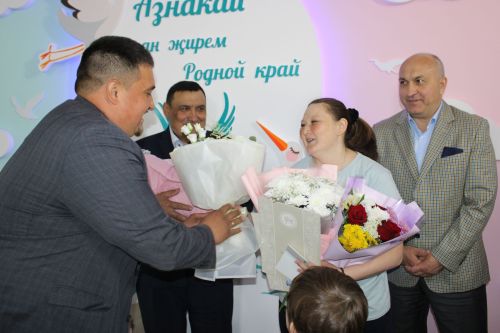 Махсус хәрби операциядә катнашучы азнакайлының гаиләсен дүртенче баласы тууы белән котладылар