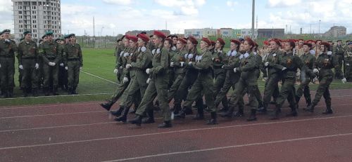Азнакайда балалар арасында хәрби җыр һәм сафта йөрү бәйгесе үтте