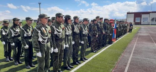 Азнакайда балалар арасында хәрби җыр һәм сафта йөрү бәйгесе үтте