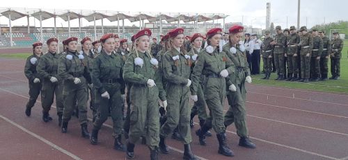 Азнакайда балалар арасында хәрби җыр һәм сафта йөрү бәйгесе үтте