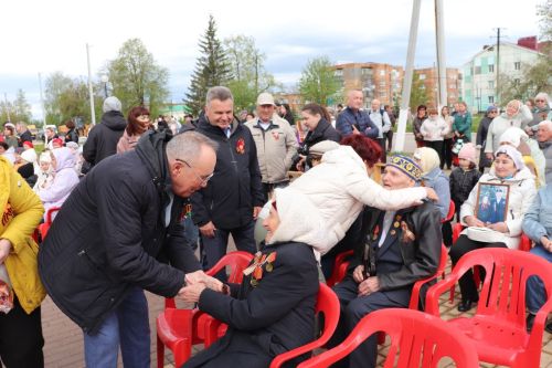 Азнакай районының Актүбә бистәсендә Җиңү көнен  бәйрәм иттеләр