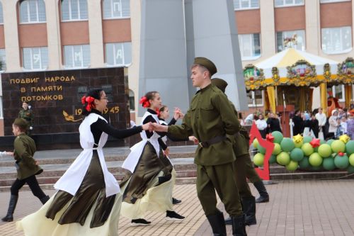 Азнакай районының Актүбә бистәсендә Җиңү көнен  бәйрәм иттеләр