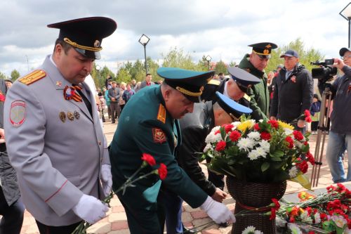 Азнакай үзенең Батырларын онытмый
