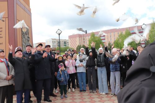 Азнакай үзенең Батырларын онытмый