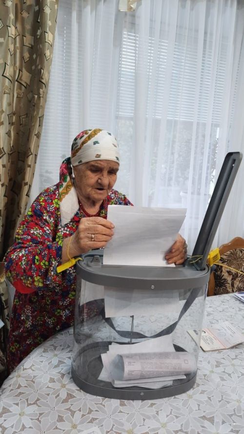 Азнакайда яшәүче сугыш чоры балалвры да сайлауда актив катнаша