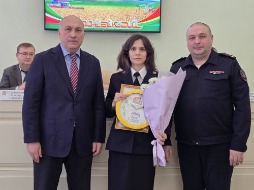 Полиция хезмәткәрләре хисап тотты
