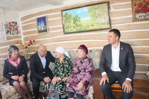 Гасырны да атлап узган Таһира әби