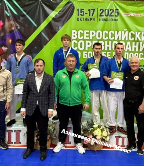 Азнакай көрәшчеләре бөтенроссия ярышларында алты медаль яуладылар