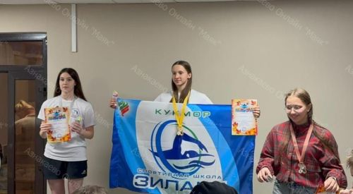 Азнакай спортчылары шәп йөзә!