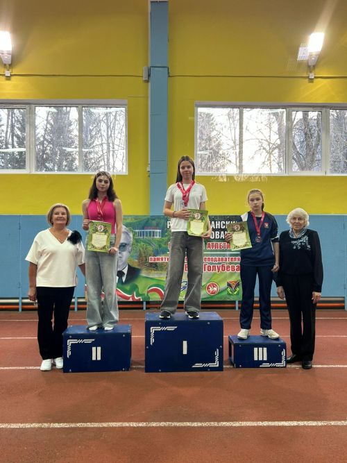 Азнакай спортчылары тиз йөгерә