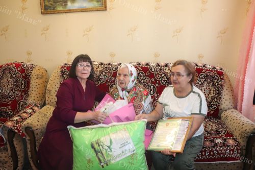 Зинаида Васильева 95 яшьлек юбилеен билгеләп узды