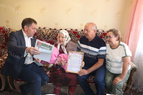 Зинаида Васильева 95 яшьлек юбилеен билгеләп узды
