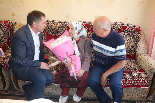 Зинаида Васильева 95 яшьлек юбилеен билгеләп узды