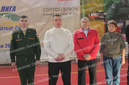 Азнакайда махсус хәрби операциядә һәлак булган Артур Хәнипов истәлегенә волейбол ярышлары бара
