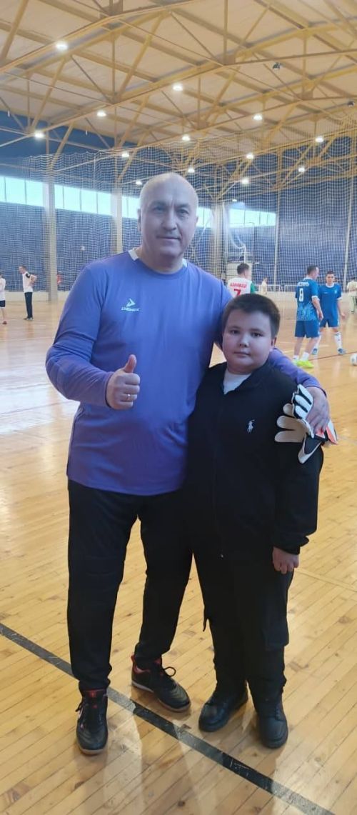 Азнакай район муниципаль хезмәткәрләре футбол командасы - республикада икенче!