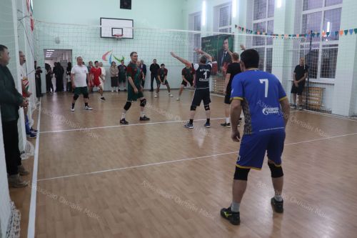 В Азнакаево состоялся  турнир по волейболу памяти Данияра Мухитова