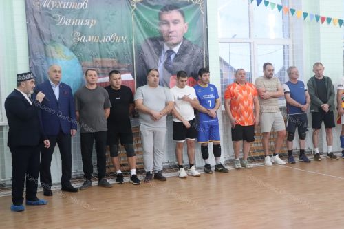 Азнакайда Данияр Мөхитов истәлегенә волейбол буенча турнир узды