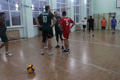 Азнакайда Данияр Мөхитов истәлегенә волейбол буенча турнир узды