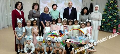 Азнакайда “Балалар бакчасына уенчык бүләк ит” акциясе старт алды