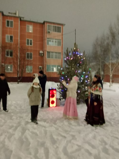 Саф һавада әйлән-бәйлән әйләндек