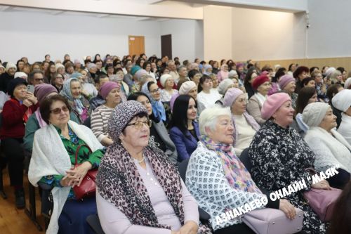 Азнакайда күп балалы гаиләләргә хөрмәт күрсәтелде