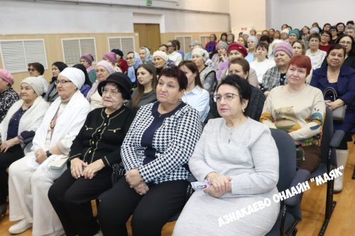 Азнакайда күп балалы гаиләләргә хөрмәт күрсәтелде